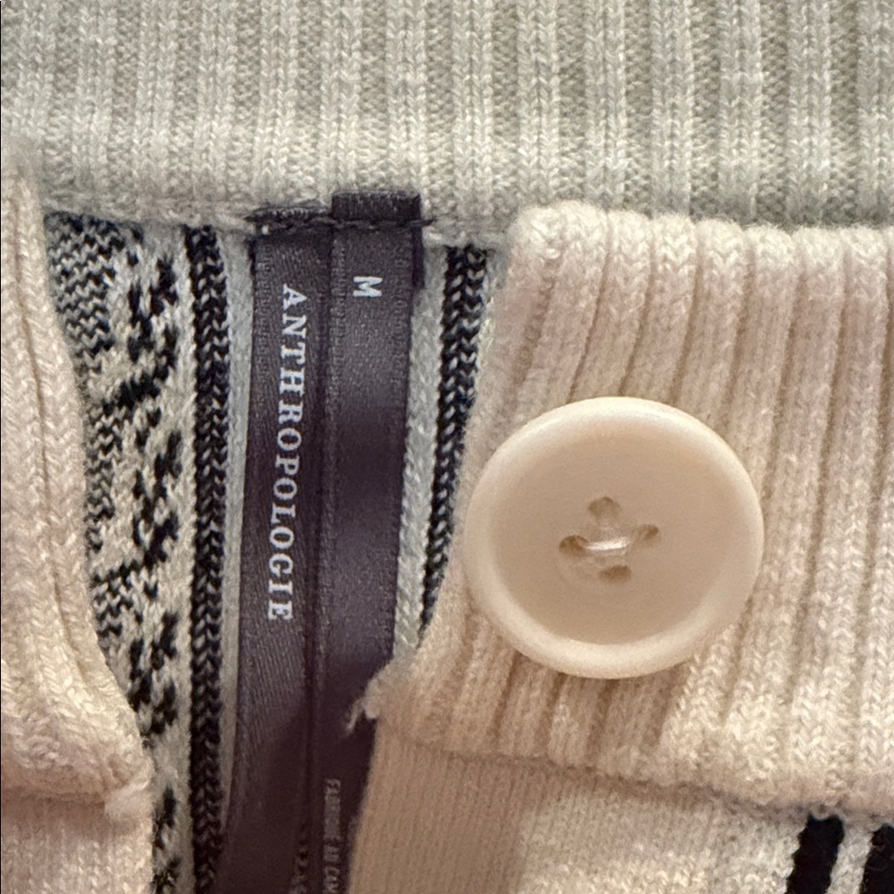 Anthropologie black and cream Floral Knit Button-Front Sweater Cardigan NWOT - Picture 2 of 3